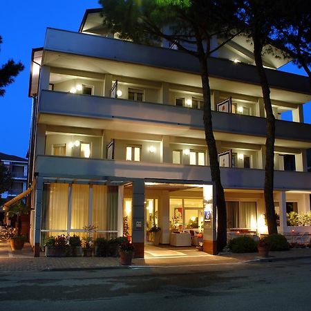 Hotel Eros Residence Cervia Eksteriør bilde