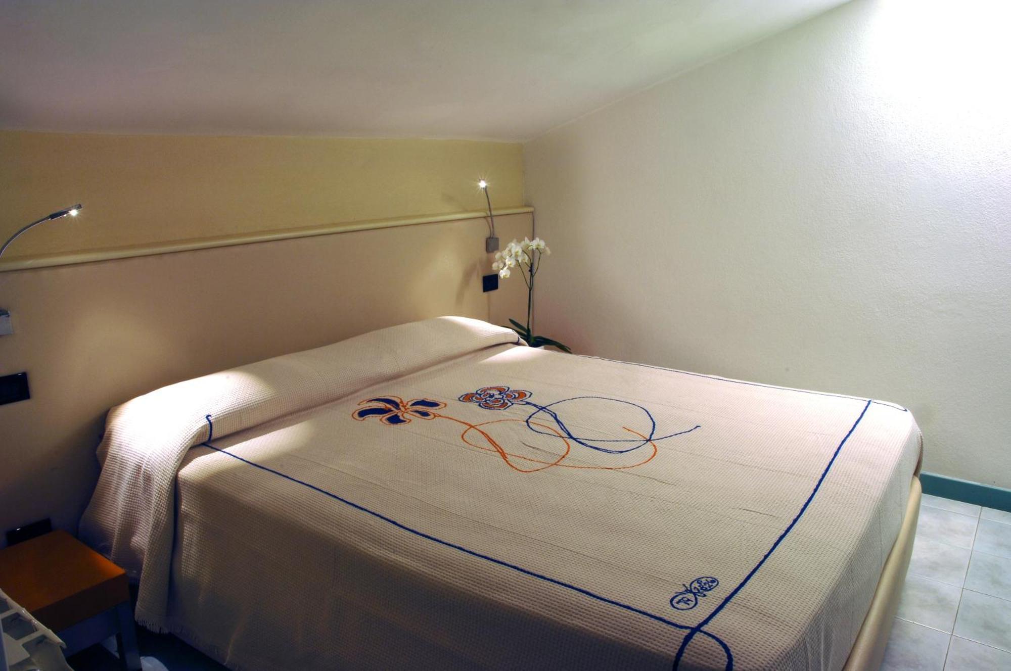 Hotel Eros Residence Cervia Eksteriør bilde